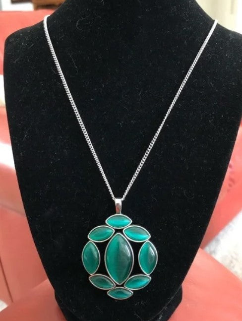 Chromactic Cache - Green